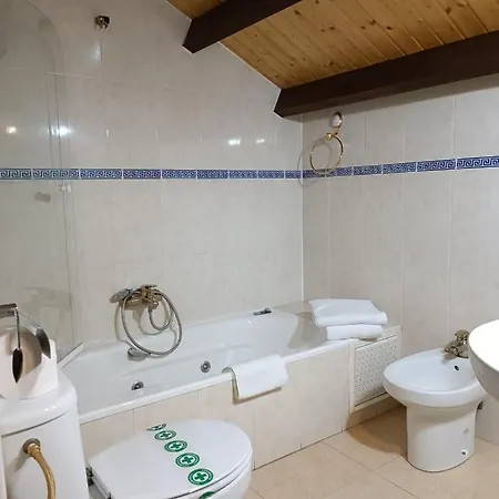 Real De Szálloda 2*