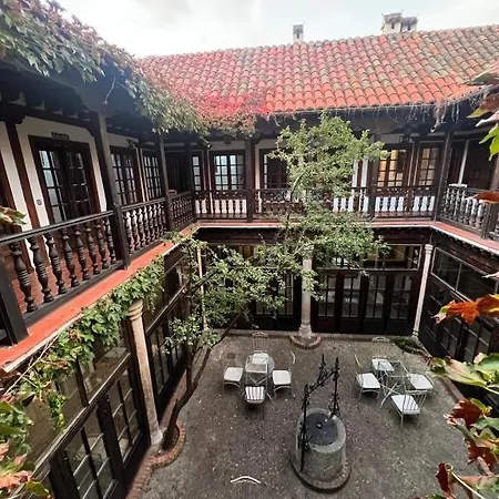 Real De Hotel 2*