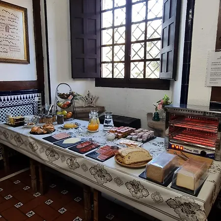 מלון Real De זמורה