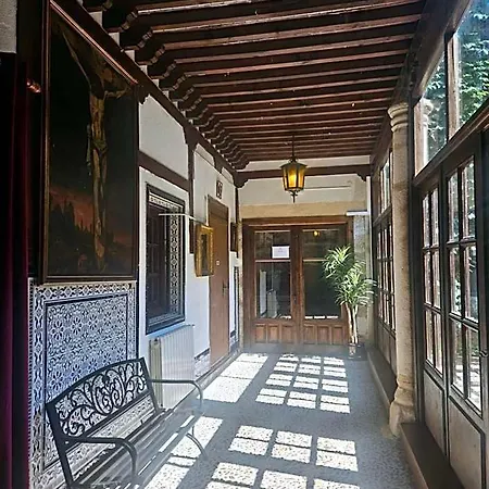 Hotel Real De