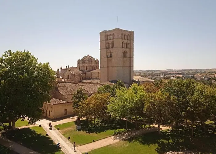 Real De Hotel Zamora